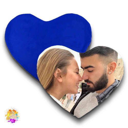 כרית קטיפה עם תמונה צורת לב צבע כחול